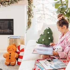 ❤️Blogger’s Favorite - Mini Maison candy cane holiday cushion